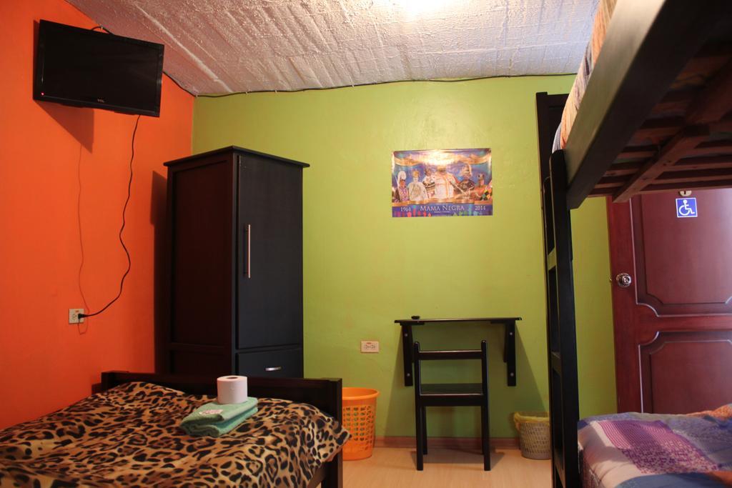 Hostel Sendero De Volcanes Latacunga Εξωτερικό φωτογραφία