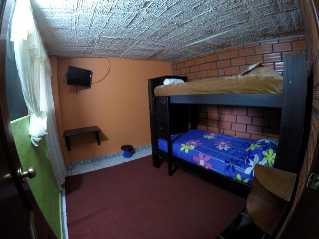 Hostel Sendero De Volcanes Latacunga Εξωτερικό φωτογραφία